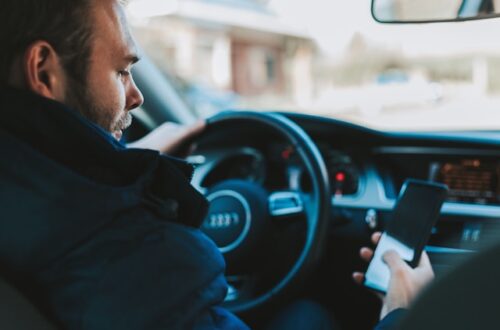 mobilholder med trådløs opladning